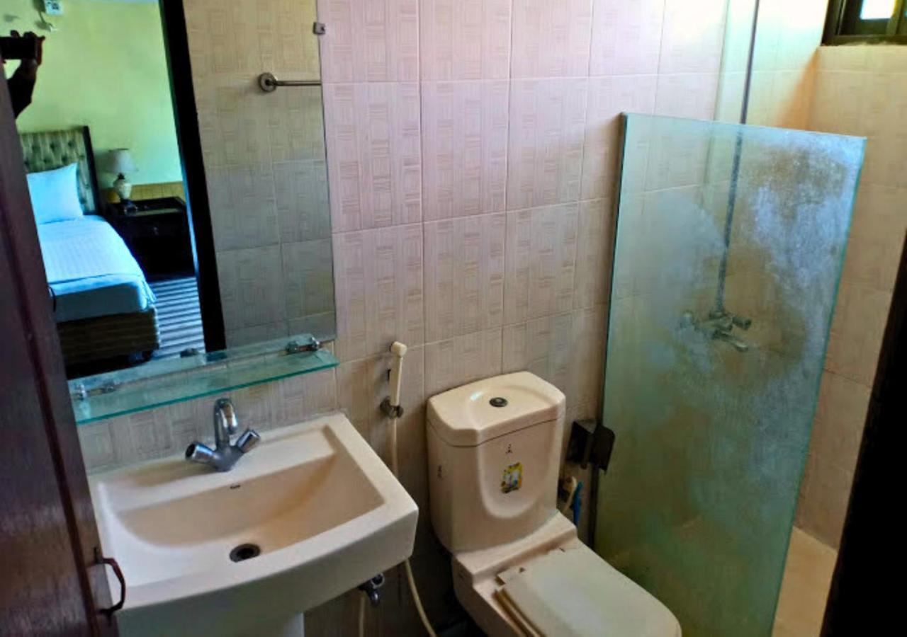 New Islamabad Hotel Dış mekan fotoğraf