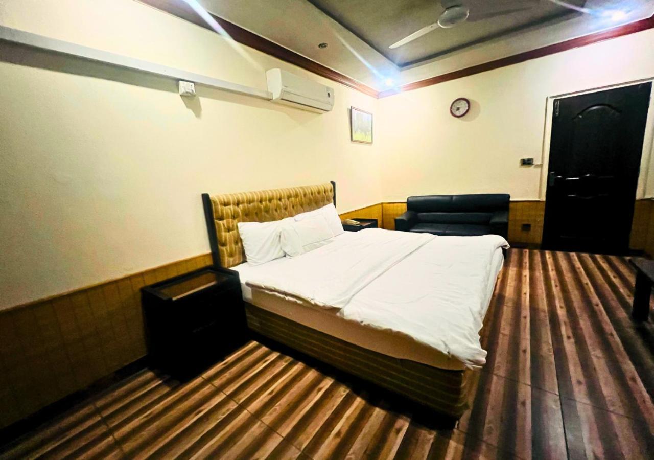 New Islamabad Hotel Dış mekan fotoğraf
